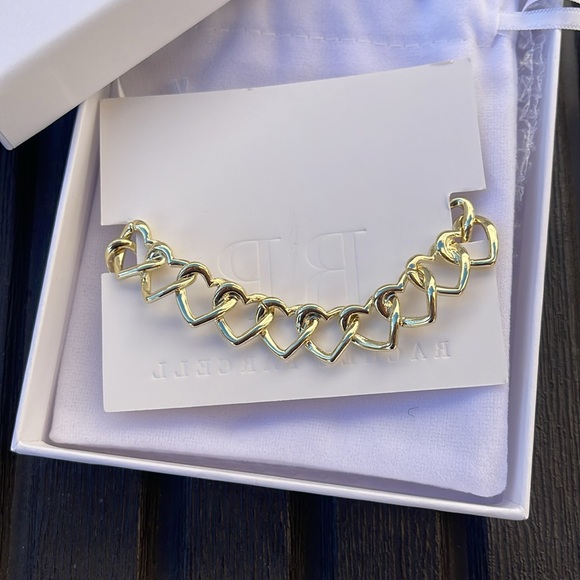 Rachel Parcell - Gold Heart Chain Bracelet - Picture 6 of 13